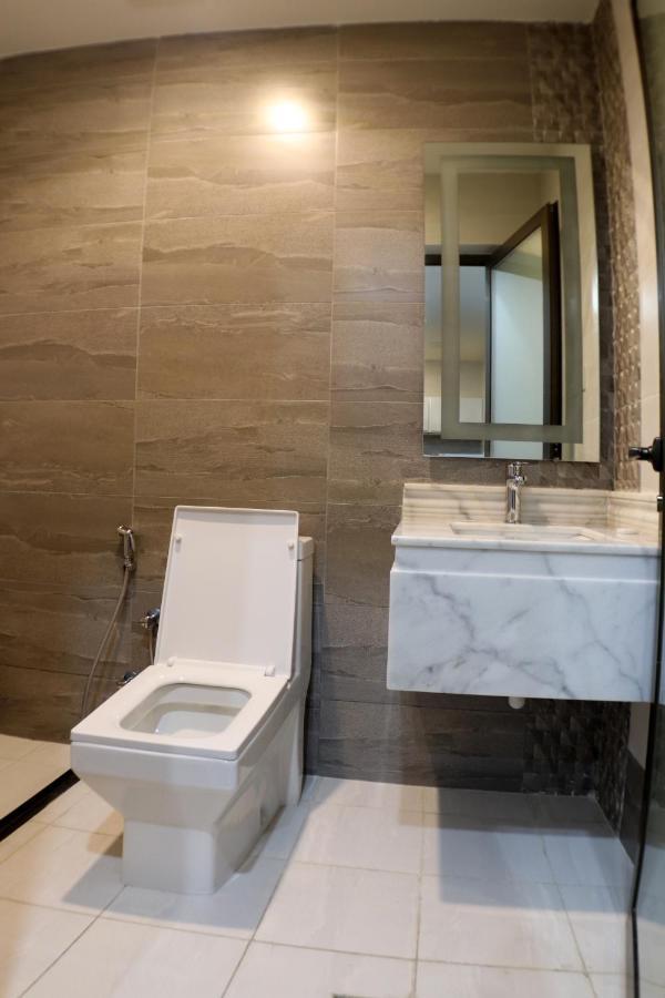 Amwaj Alshatie Furnished Units * Dammam