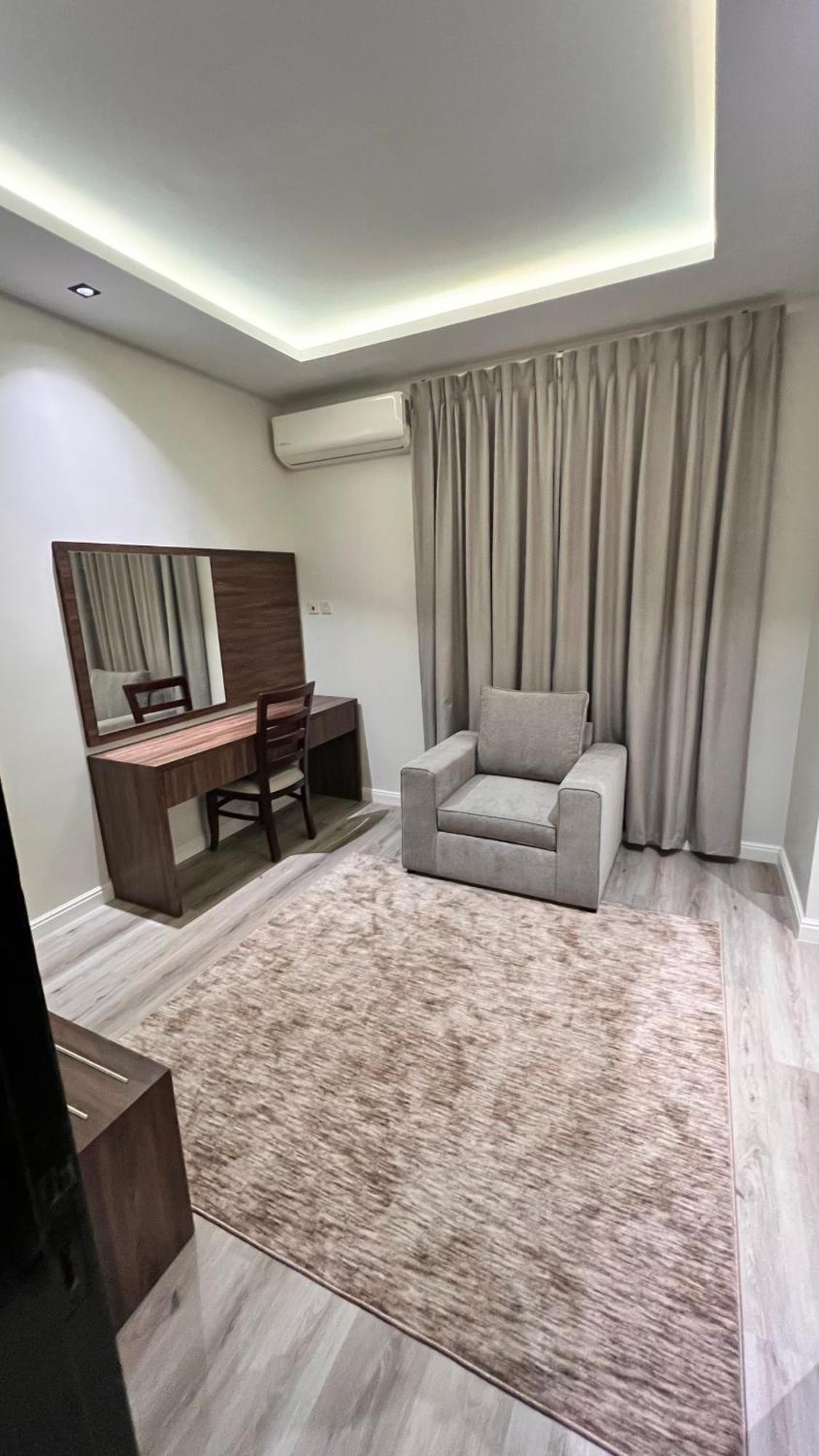 فندق أمواج الشاطىء للوحدات السكنية المفروشة
